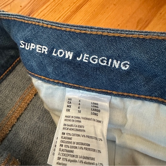 American Eagle outfitters Super Stretch Super Low Legging Ripped Raw Edges 6 - Picture 12 of 13